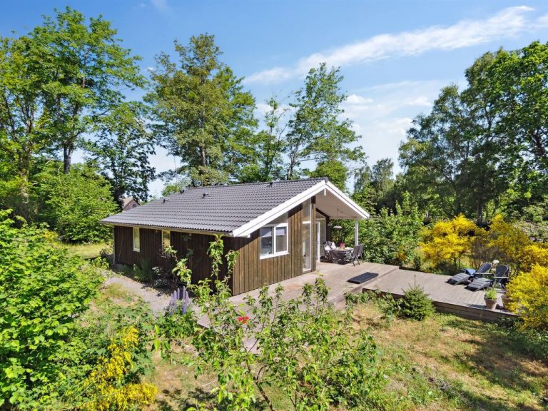 "Arkil" - 150m from the sea | Boeken bij Flickmyhouse