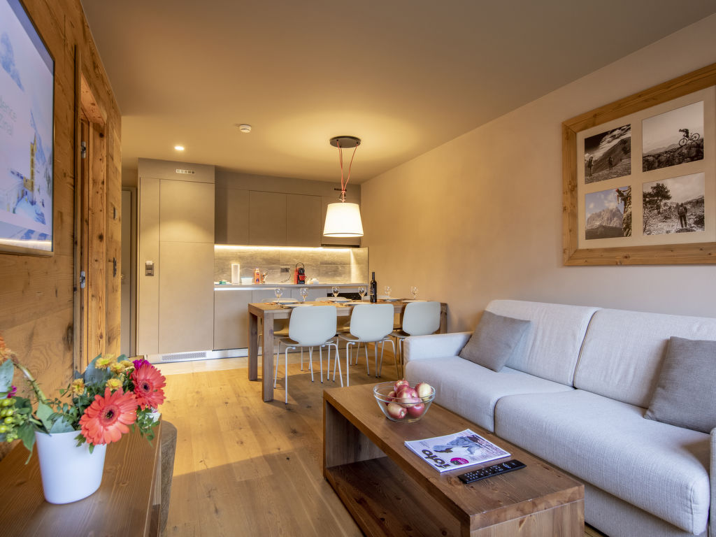 SWISSPEAK Resorts Zinal | Boeken bij Flickmyhouse