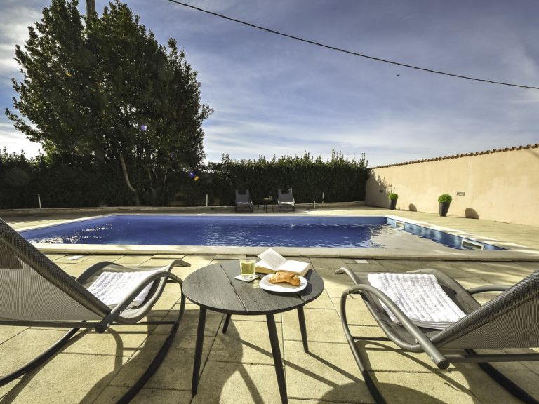 Tuta | Boeken bij Flickmyhouse