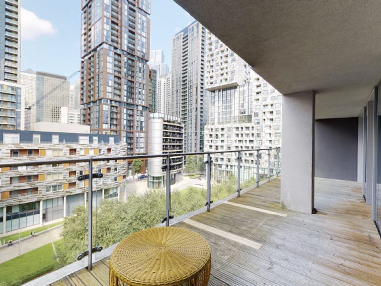 Indescon Square | Boeken bij Flickmyhouse