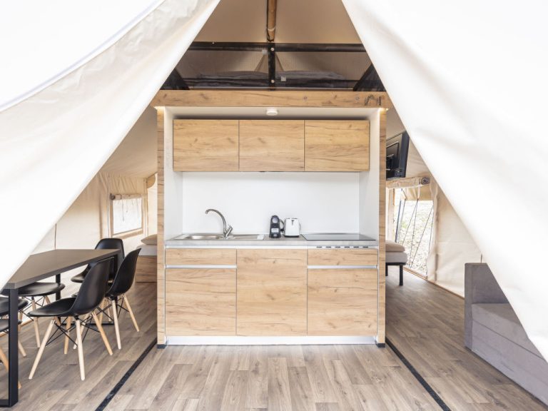 Luxuszelt Safari für 4 Personen | Boeken bij Flickmyhouse