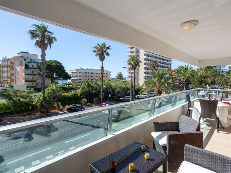 Les Palmiers | Boeken bij Flickmyhouse