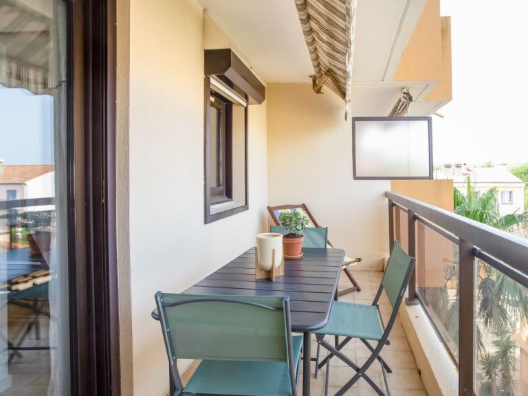 Saint James | Boeken bij Flickmyhouse