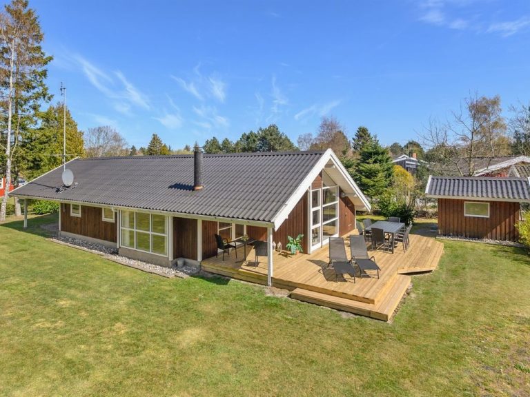 "Wegher" - 650m from the sea | Boeken bij Flickmyhouse