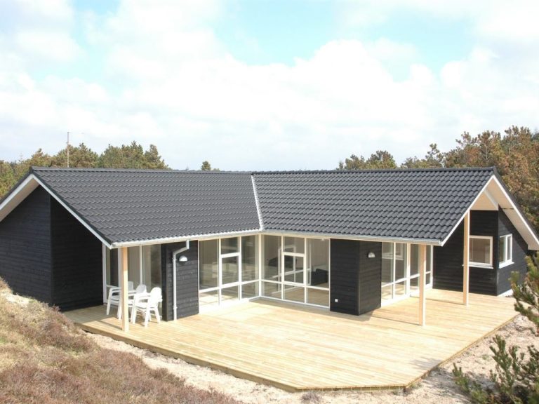 "Tero" - 450m from the sea | Boeken bij Flickmyhouse