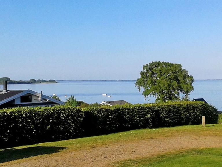 "Sporgh" - 100m from the sea | Boeken bij Flickmyhouse