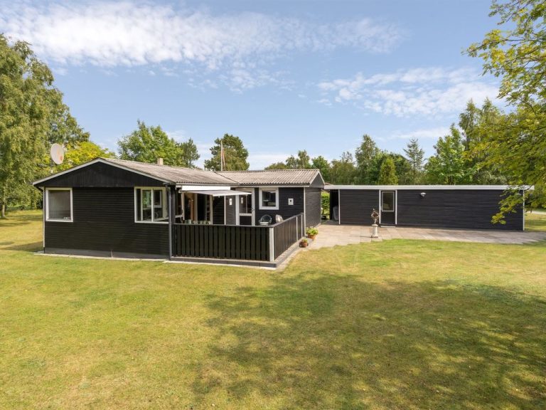 "Teofan" - 500m from the sea | Boeken bij Flickmyhouse