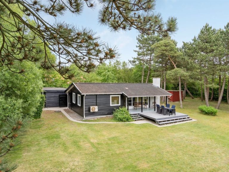 "Nannah" - 250m from the sea | Boeken bij Flickmyhouse
