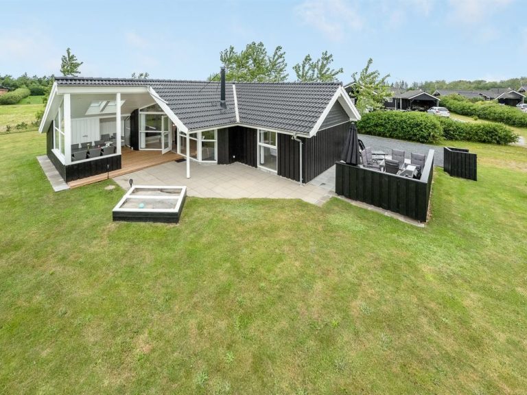 "Harth" - 700m to the inlet | Boeken bij Flickmyhouse