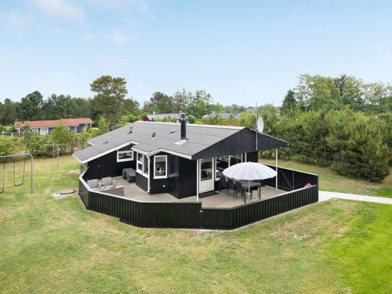 "Frudde" - 400m from the sea | Boeken bij Flickmyhouse