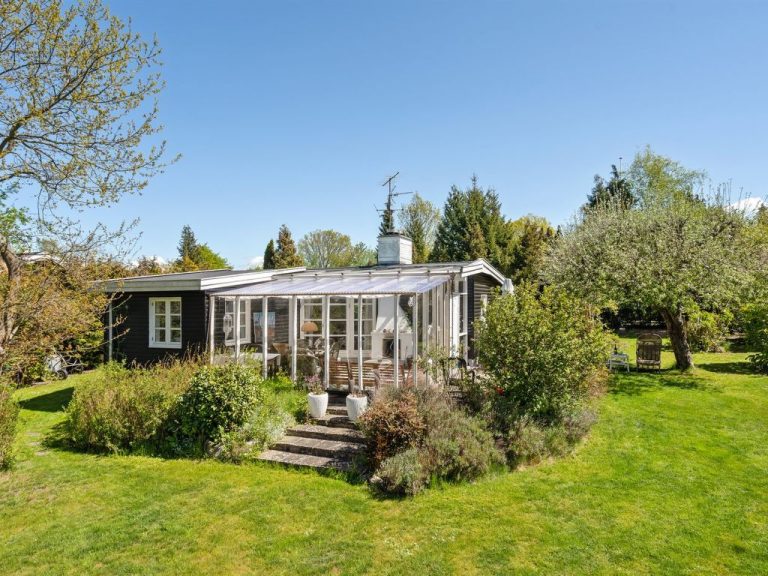 "Berngerus" - 850m from the sea | Boeken bij Flickmyhouse