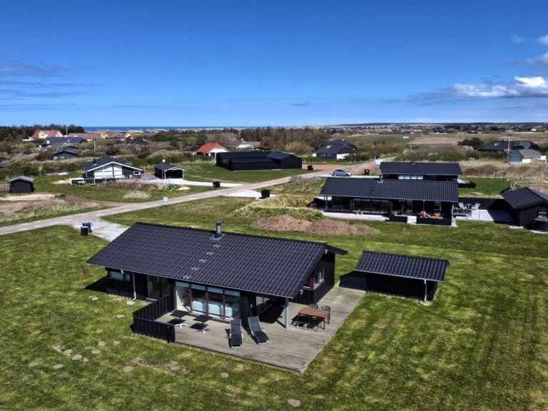 "Marrit" - 600m from the sea | Boeken bij Flickmyhouse