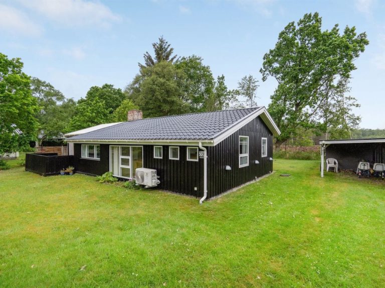 "Erikgine" - 170m from the sea | Boeken bij Flickmyhouse