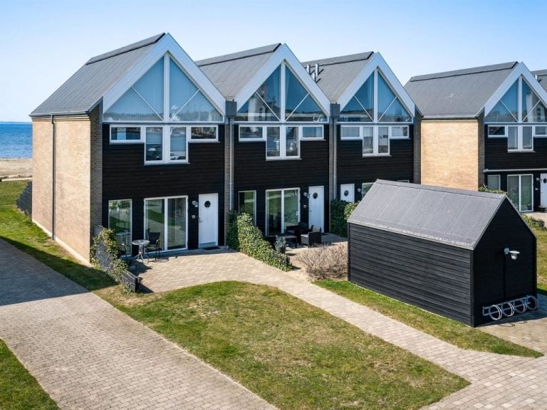 "Ninne" - 50m from the sea | Boeken bij Flickmyhouse