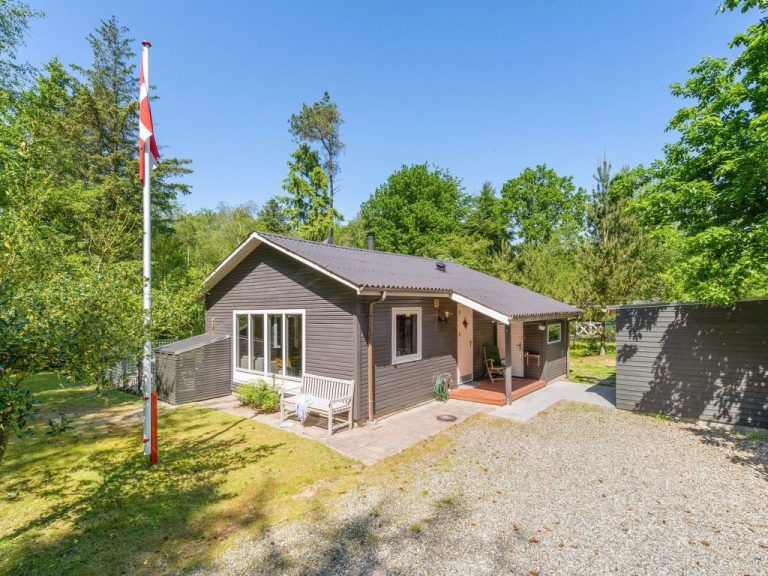 "Milan" - 250m to the inlet | Boeken bij Flickmyhouse