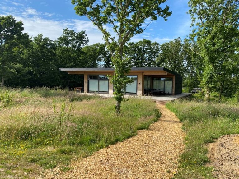 "Haubert" - 500m to the inlet | Boeken bij Flickmyhouse