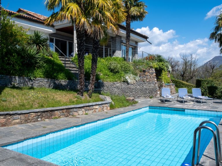 Carina Lakeview | Boeken bij Flickmyhouse