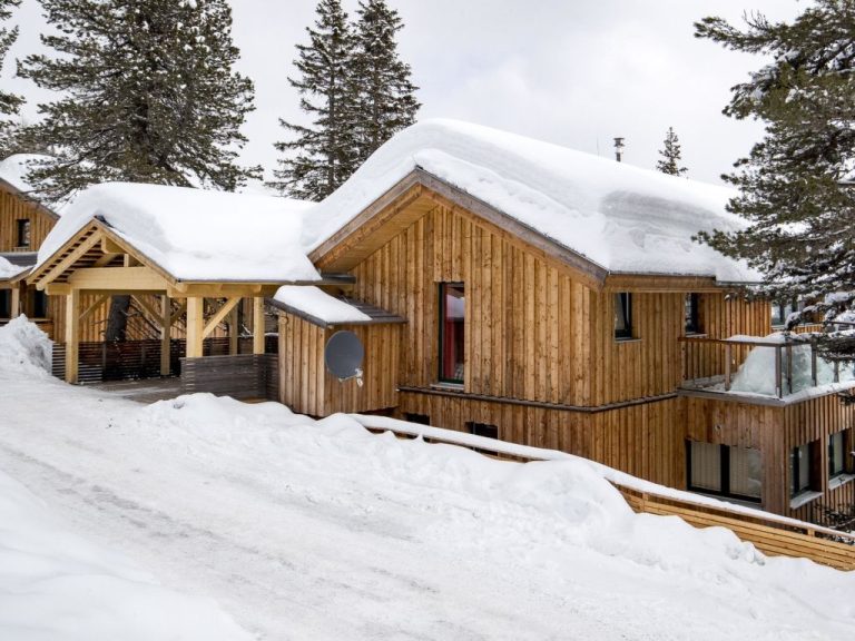 #48 mit IR-Sauna und Sprudelbad aussen | Boeken bij Flickmyhouse