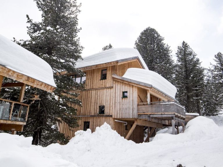 #24 mit IR-Sauna & Sprudelwanne Innen | Boeken bij Flickmyhouse