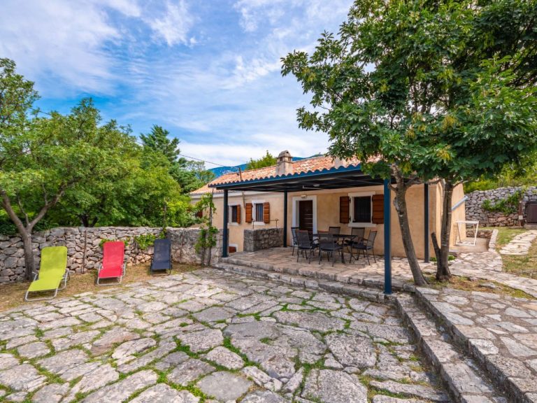 Tomiceva | Boeken bij Flickmyhouse