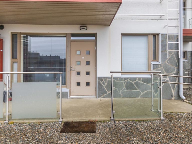 Hiihtäjäntie 1 as 3 | Boeken bij Flickmyhouse