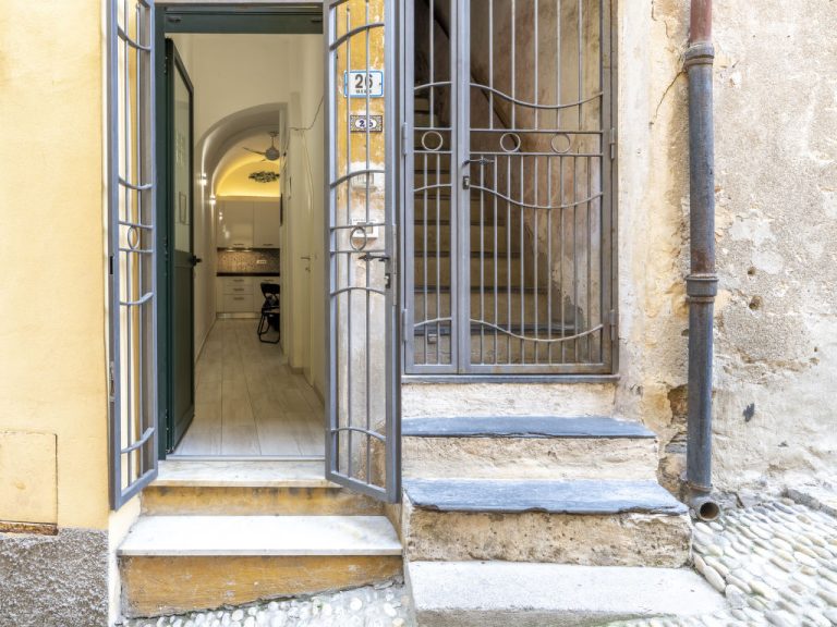 La Santa | Boeken bij Flickmyhouse