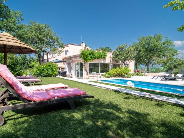 L'auberg'Inn | Boeken bij Flickmyhouse