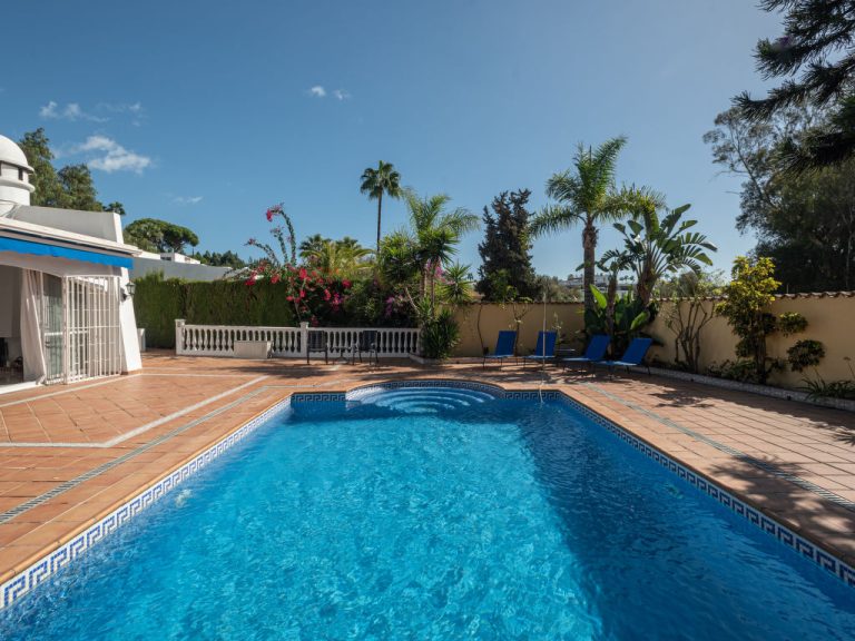 Villa Sol | Boeken bij Flickmyhouse