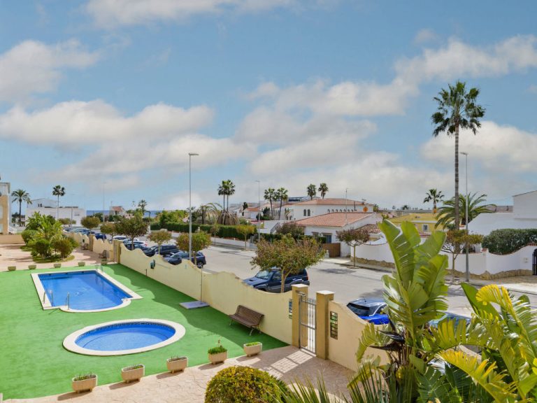 Majari | Boeken bij Flickmyhouse