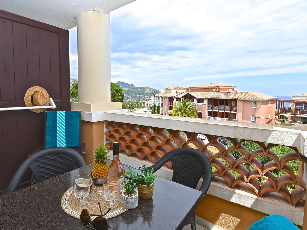 Village Cap Estérel - L'Esquinade | Boeken bij Flickmyhouse