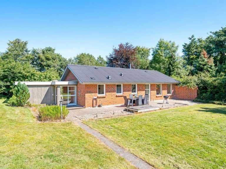 "Amra" - 1.9km from the sea | Boeken bij Flickmyhouse