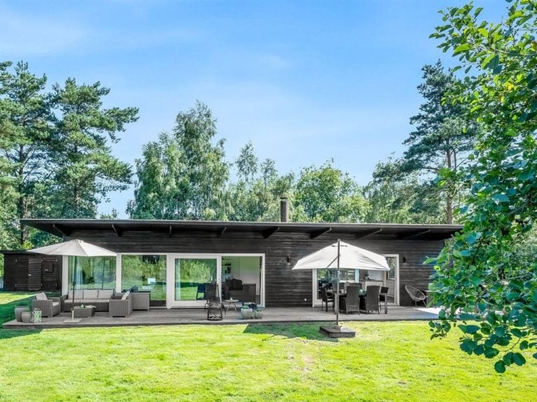 "Nielsigne" - 1.3km from the sea | Boeken bij Flickmyhouse