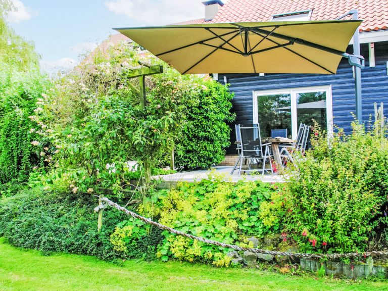 Pluto | Boeken bij Flickmyhouse