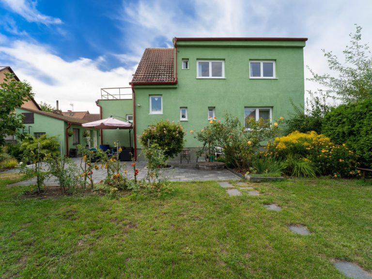 Velký Osek | Boeken bij Flickmyhouse