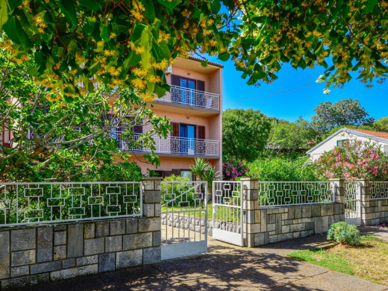 Adriana | Boeken bij Flickmyhouse