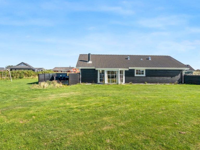 "Winona" - 600m from the sea | Boeken bij Flickmyhouse