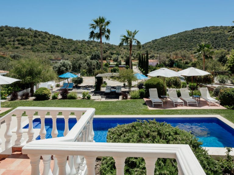 Entrecolinas | Boeken bij Flickmyhouse