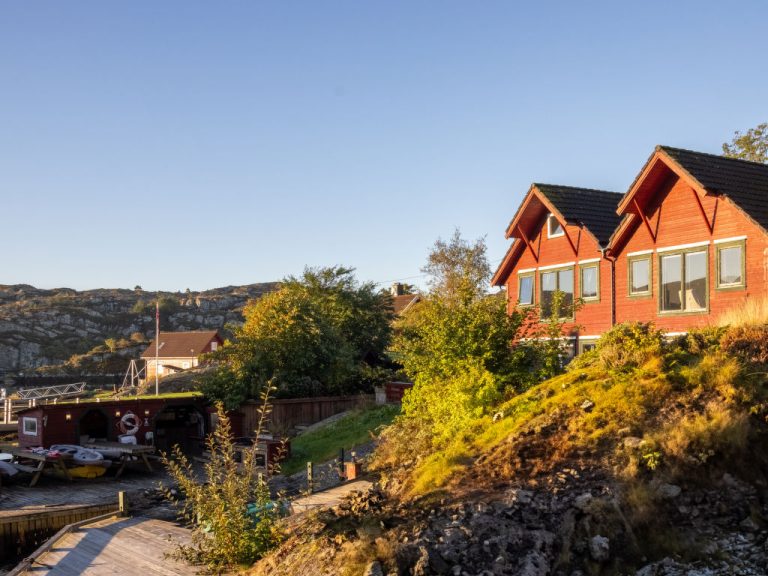 Nesjaholmen | Boeken bij Flickmyhouse