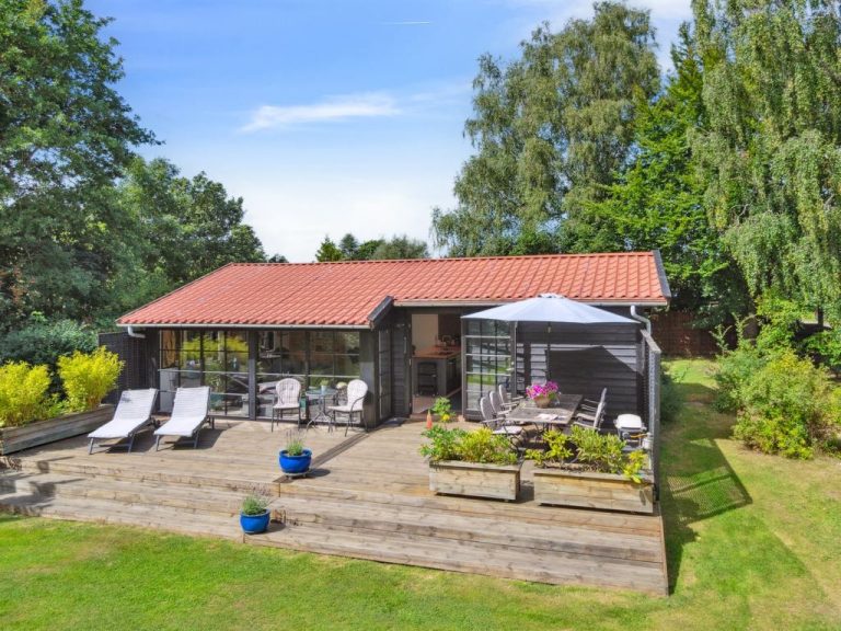 "Bedine" - 1.3km from the sea | Boeken bij Flickmyhouse