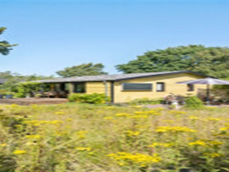 "Hævnir" - 150m to the inlet | Boeken bij Flickmyhouse