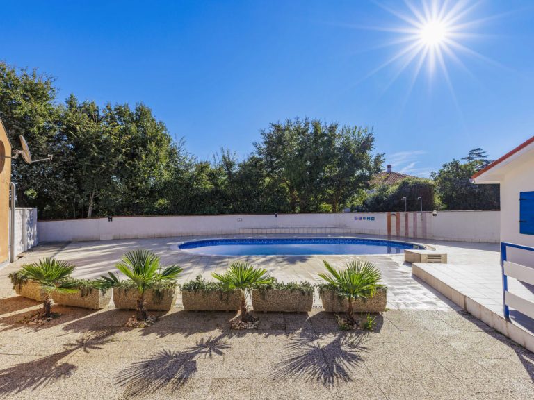 Buneta | Boeken bij Flickmyhouse