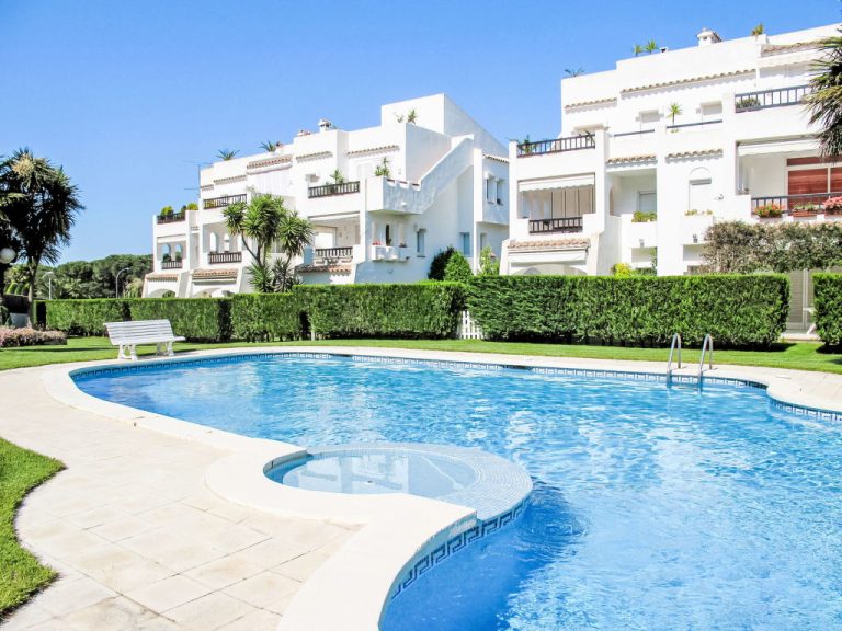 Golf Royal Delta | Boeken bij Flickmyhouse