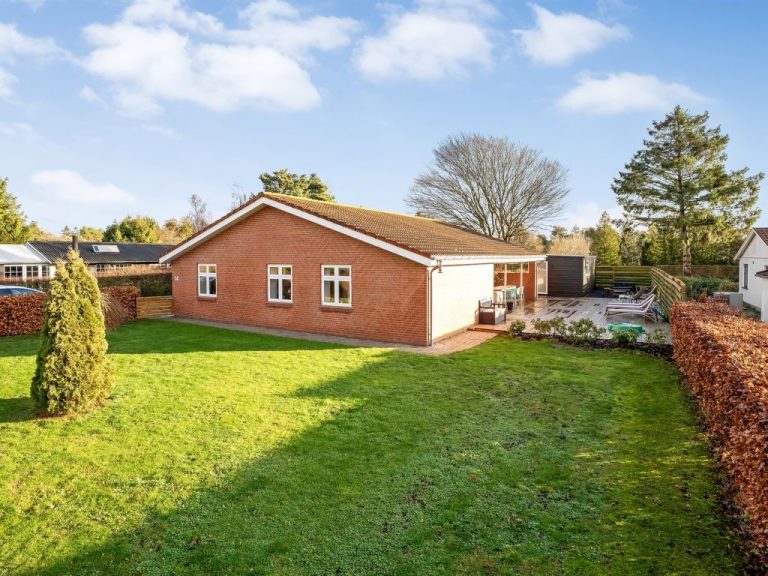 "Kerttuli" - 540m from the sea | Boeken bij Flickmyhouse