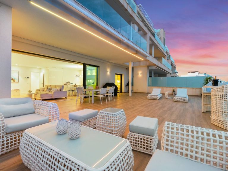 Las Colinas Golf & Country Club | Boeken bij Flickmyhouse