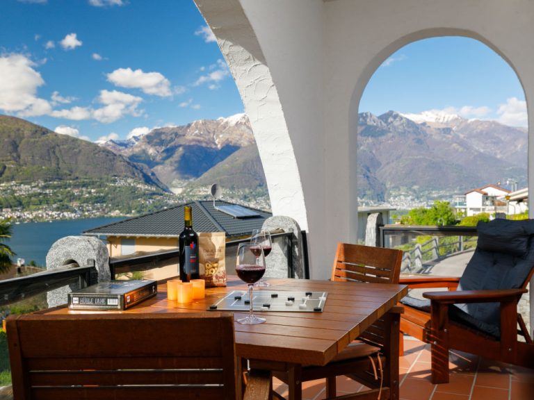 Residence Miralago | Boeken bij Flickmyhouse