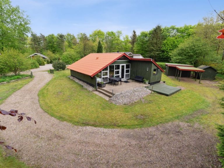 "Gabi" - 30km from the sea | Boeken bij Flickmyhouse