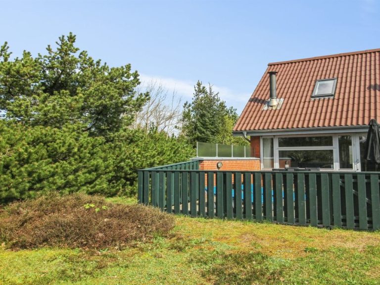 "Rufina" - 3.5km from the sea | Boeken bij Flickmyhouse