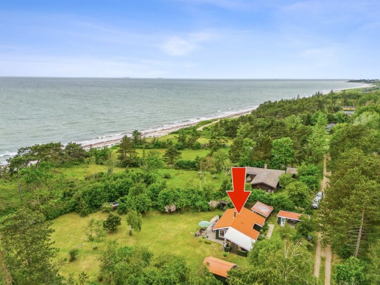 "Aimy" - 50m from the sea | Boeken bij Flickmyhouse