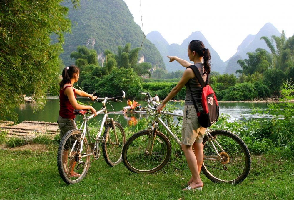 Fietsen in Yangshuo tussen het Karst gebergte