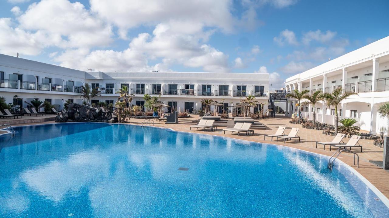 LiggingCoral Cotillo Beach Hotel ligt in het rustige vissersdorpje El Cotillo